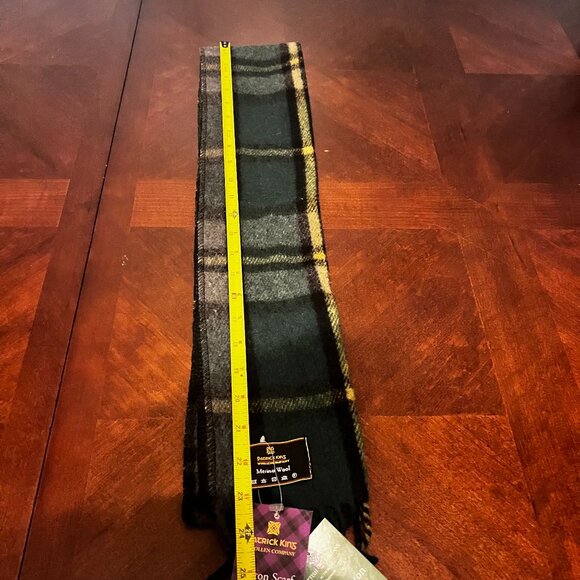 Patrick King Merino‎ Wool Green Plaid Button Scarf With Fringe Trim scottish - Picture 9 of 9